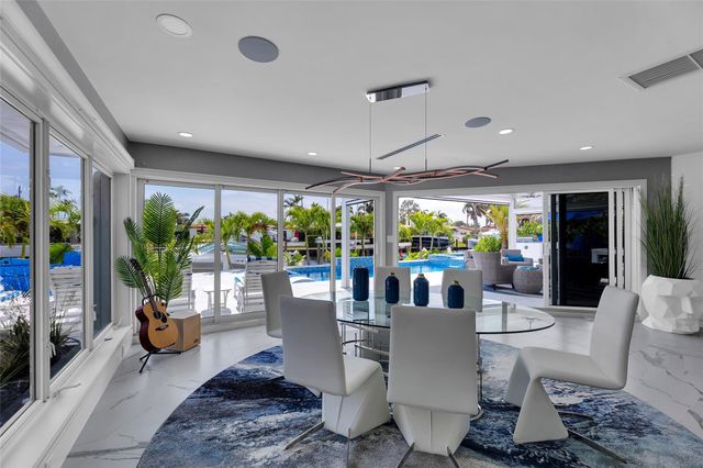 2720 NE 7th Street, Pompano Beach, FL 33062