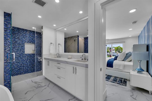 2720 NE 7th Street, Pompano Beach, FL 33062