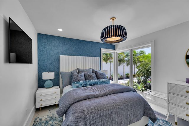 2720 NE 7th Street, Pompano Beach, FL 33062