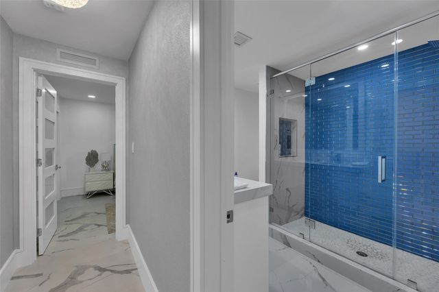 2720 NE 7th Street, Pompano Beach, FL 33062