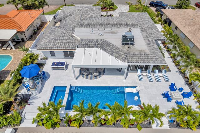 2720 NE 7th Street, Pompano Beach, FL 33062