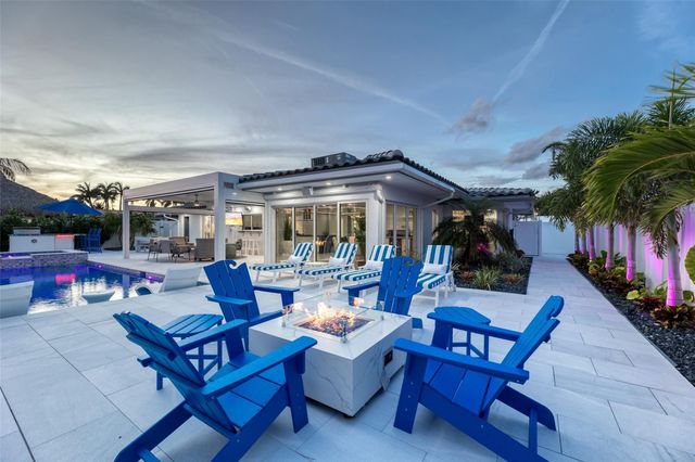 2720 NE 7th Street, Pompano Beach, FL 33062