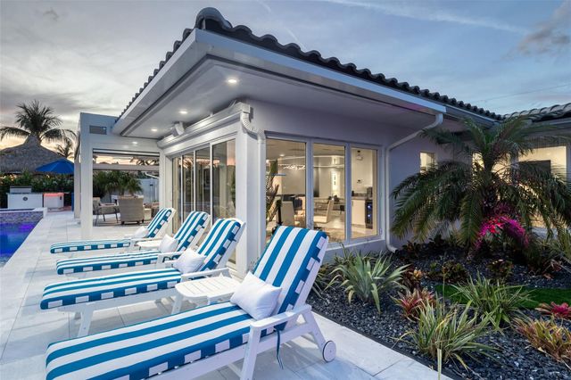 2720 NE 7th Street, Pompano Beach, FL 33062