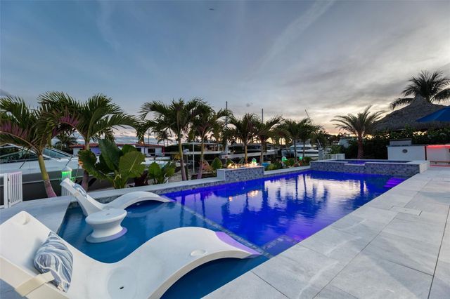 2720 NE 7th Street, Pompano Beach, FL 33062