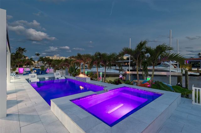 2720 NE 7th Street, Pompano Beach, FL 33062