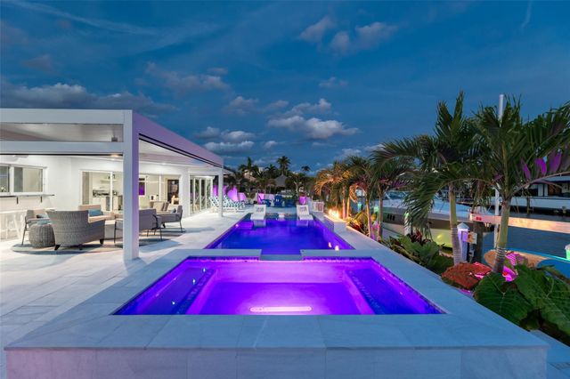 2720 NE 7th Street, Pompano Beach, FL 33062