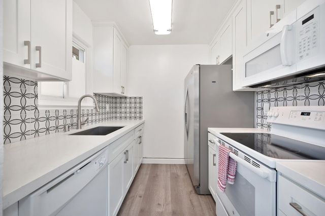 10807 Coloma Rd #4, Rancho Cordova, CA 95670