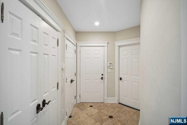 8 Willow Drive, Englewood Cliffs, NJ 07632
