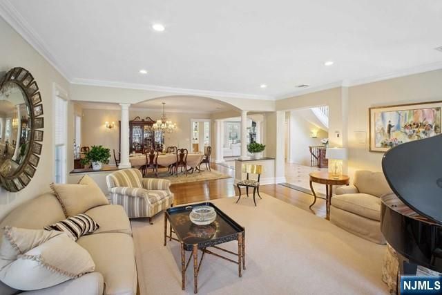 8 Willow Drive, Englewood Cliffs, NJ 07632