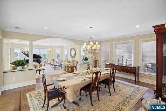 8 Willow Drive, Englewood Cliffs, NJ 07632