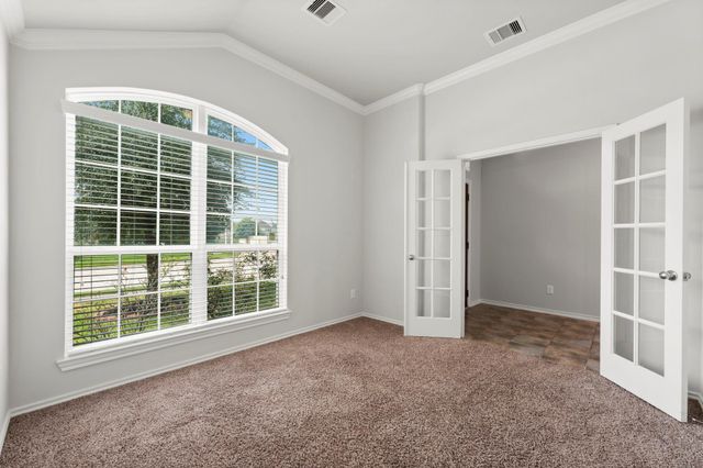 2518 Riverway Drive, Conroe, TX 77304