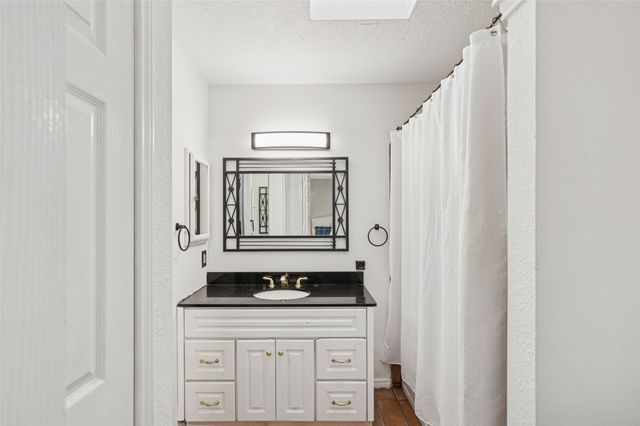 448 Arbor Creek Drive, Euless, TX 76039