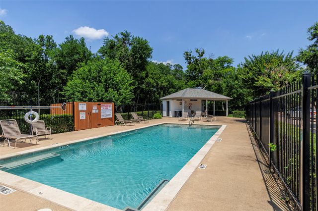 448 Arbor Creek Drive, Euless, TX 76039