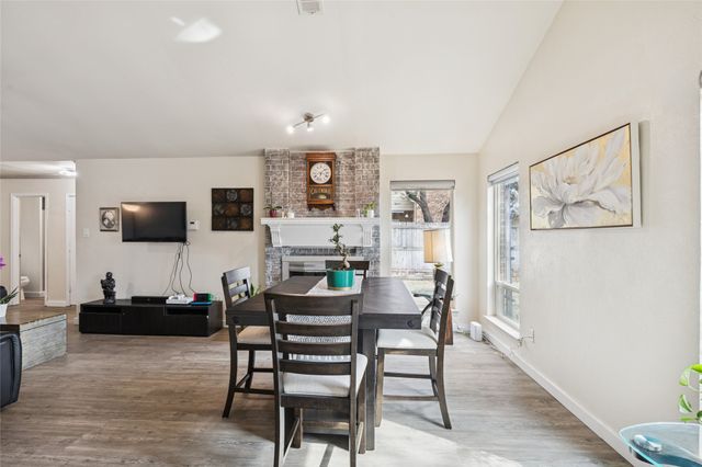 448 Arbor Creek Drive, Euless, TX 76039