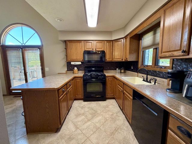 3210 Thornton Drive, Janesville, WI 53548