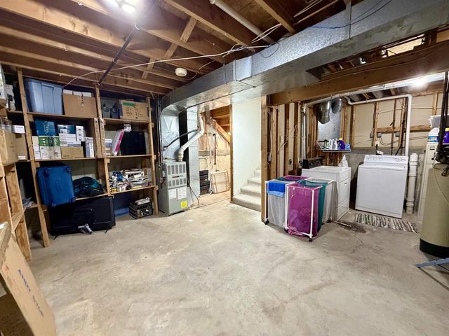 3210 Thornton Drive, Janesville, WI 53548