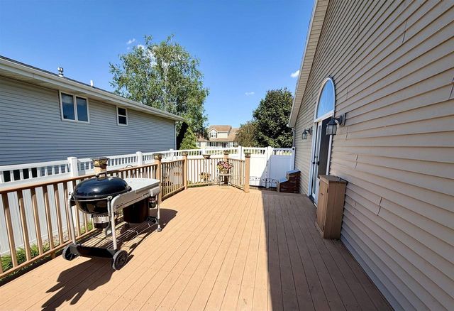 3210 Thornton Drive, Janesville, WI 53548