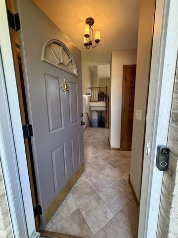 3210 Thornton Drive, Janesville, WI 53548