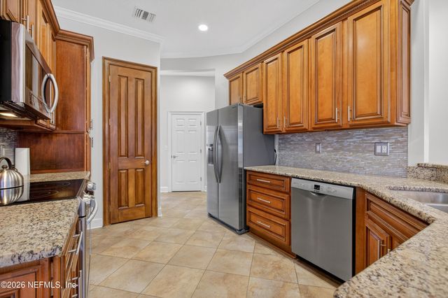 3720 HUNT CLUB Road, Jacksonville, FL 32224