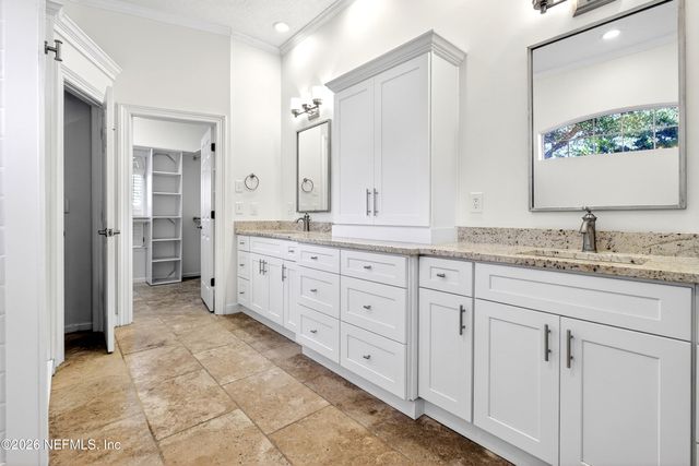 3720 HUNT CLUB Road, Jacksonville, FL 32224