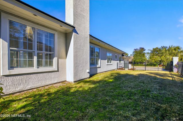 3720 HUNT CLUB Road, Jacksonville, FL 32224