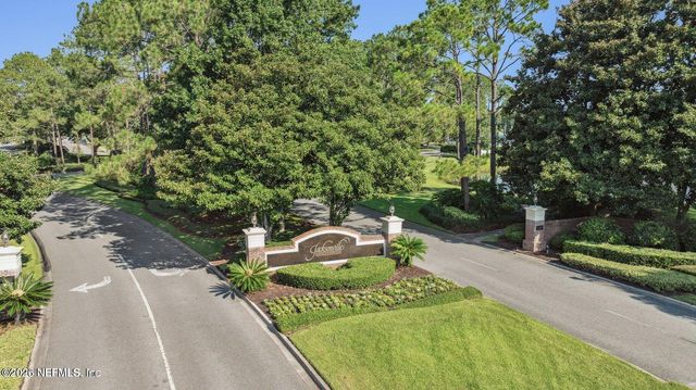 3720 HUNT CLUB Road, Jacksonville, FL 32224