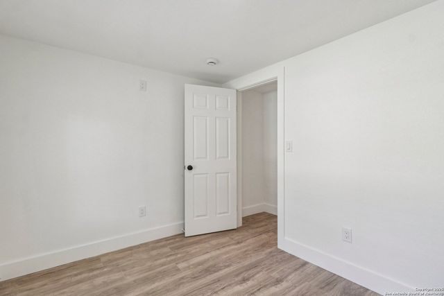 937 Anderson, Seguin, TX 78155