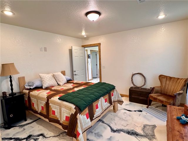 370 SE Bolin Road, Gentry, AR 72734