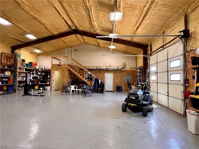 370 SE Bolin Road, Gentry, AR 72734