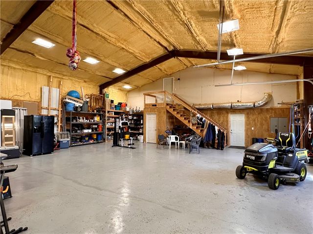370 SE Bolin Road, Gentry, AR 72734