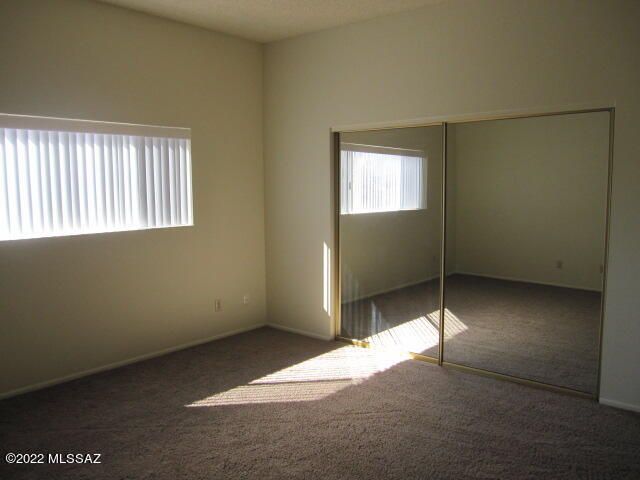 8162 E Rivenoak Drive, Tucson, AZ 85715