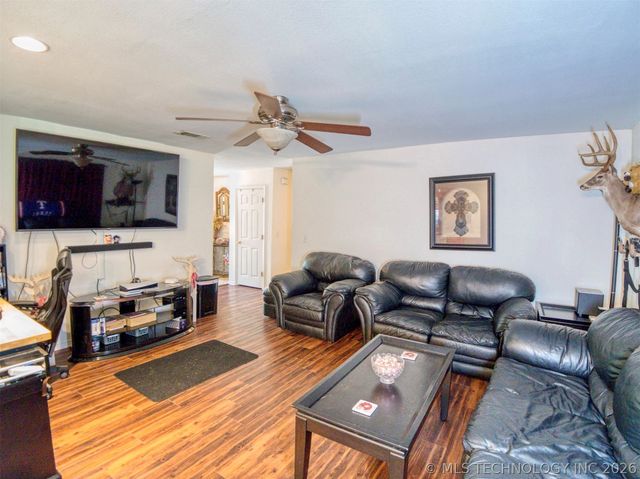 105 Quail Ridge Road, Durant, OK 74701