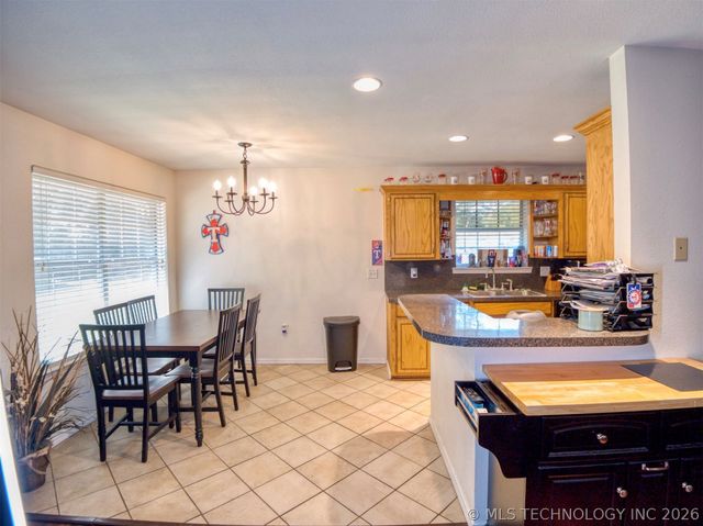 105 Quail Ridge Road, Durant, OK 74701