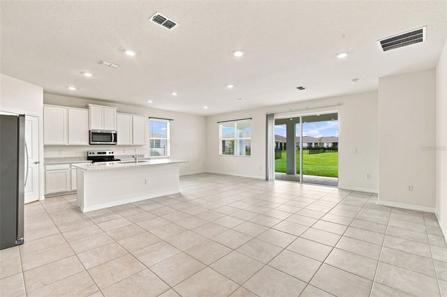 8552 PINECREST TRAIL, Wildwood, FL 34785