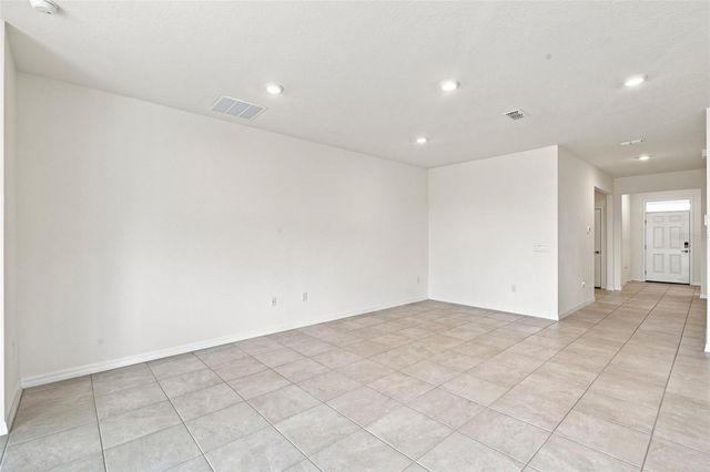 8552 PINECREST TRAIL, Wildwood, FL 34785