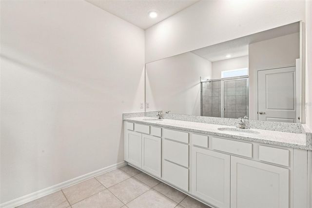 8552 PINECREST TRAIL, Wildwood, FL 34785