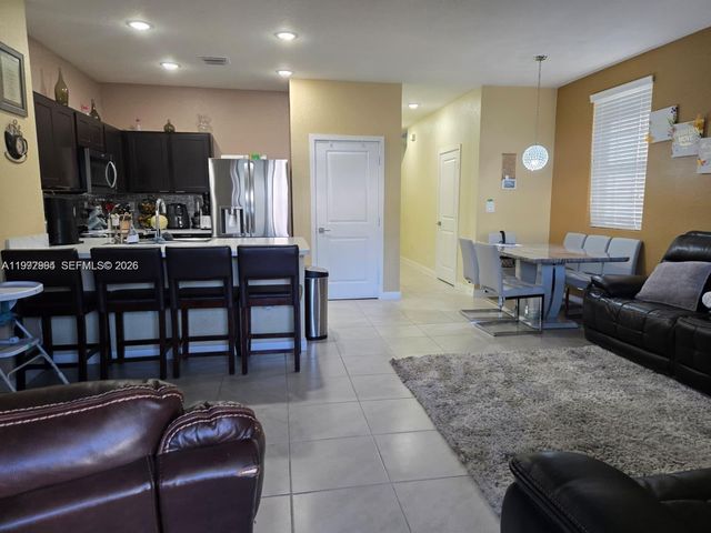 1166 SW 7th Ave, Florida City, FL 33034