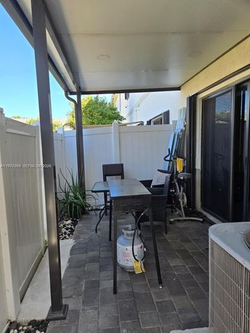 1166 SW 7th Ave, Florida City, FL 33034