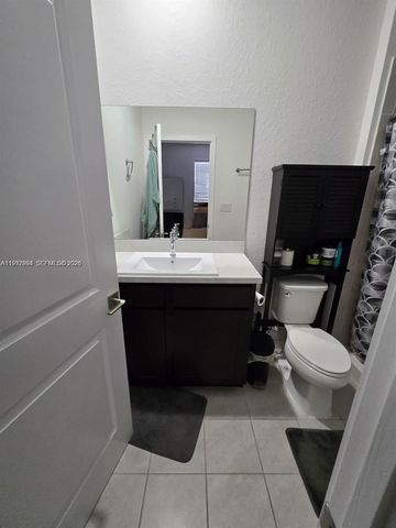 1166 SW 7th Ave, Florida City, FL 33034