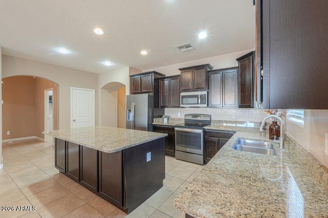 1248 E Jardin Drive, Casa Grande, AZ 85122