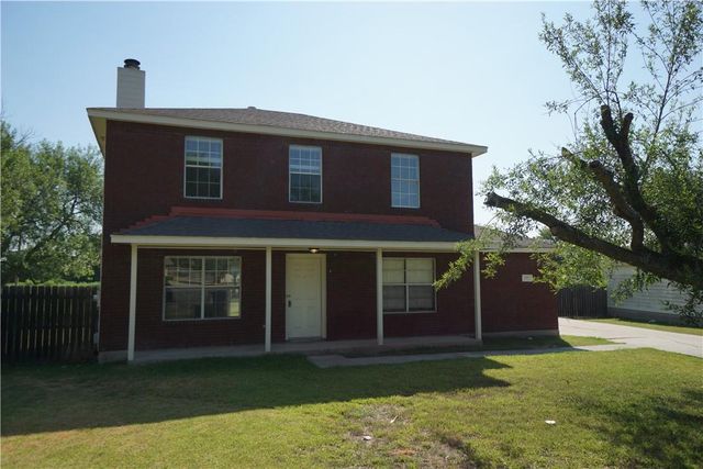 112 Creekside DR, Hutto, TX 78634