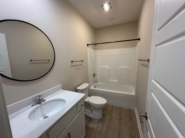 3810 High Pointe Lane, Newburgh, IN 47630
