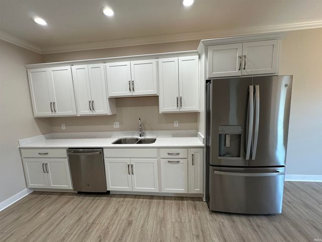 3810 High Pointe Lane, Newburgh, IN 47630