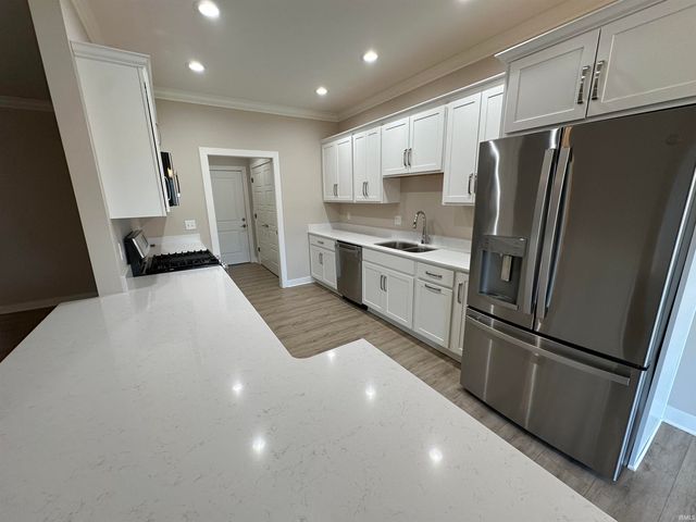 3810 High Pointe Lane, Newburgh, IN 47630