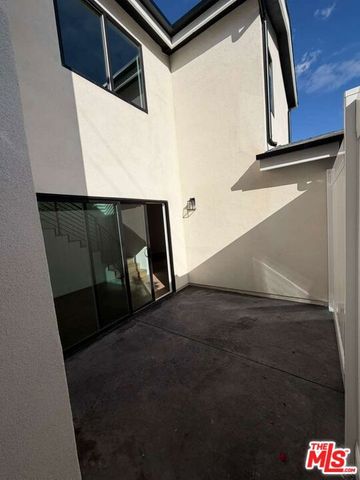 5417 Gentry Avenue, Valley Village, CA 91607