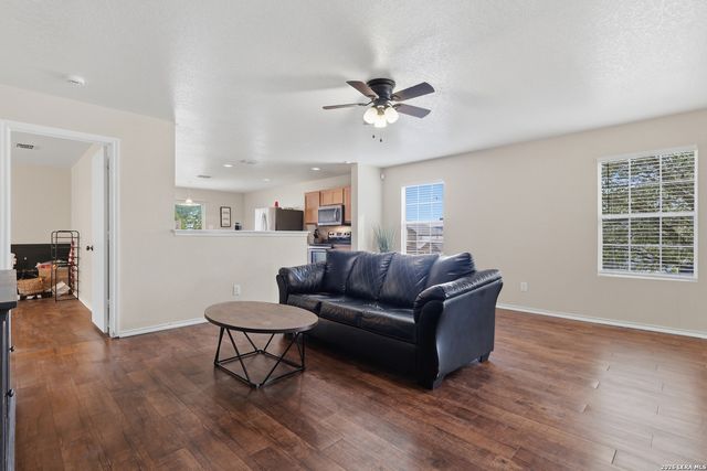 7839 Horse Holw, San Antonio, TX 78244