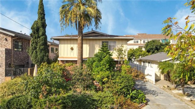 419 Salem Street, Glendale, CA 91203