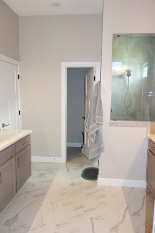 1522 N Emerald Valley Dr, Mulvane, KS 67110