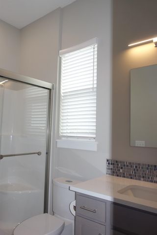 1522 N Emerald Valley Dr, Mulvane, KS 67110