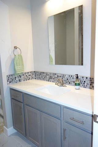 1522 N Emerald Valley Dr, Mulvane, KS 67110